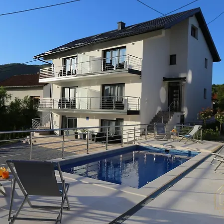 Helvetia Apartments Jajce Exterior photo